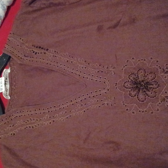 💙🌺Josephine Chaus Sport Brown Vneck Top - Picture 5 of 8